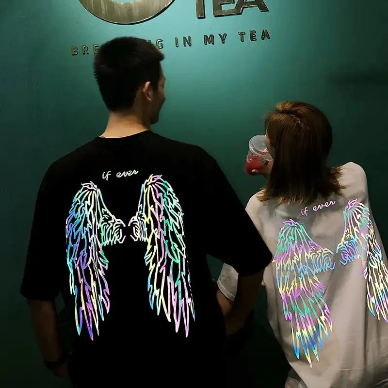 Gothic Summer Reflective T-Shirt Fashion KPOP Summer Short Sleeve Oversize Couple Hip Hop Street T-Shirt
Gothic Summer Reflective T-Shirt Fashion KPOP Summer Short Sleeve Oversize Couple Hip Hop Street T-Shirt