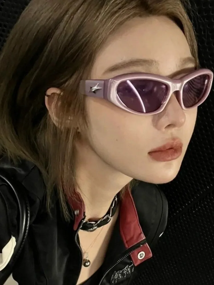 2023 New Y2K Personality Unique Sunglasses Women Small Frame Goggle Vintage Cat Eye Punk Eyeglasses Men Gafas De Sol Mujer UV400
2023 New Y2K Personality Unique Sunglasses Women Small Frame Goggle Vintage Cat Eye Punk Eyeglasses Men Gafas De Sol Mujer UV400