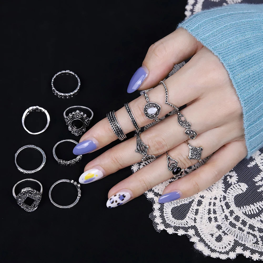 15 Pcs/Pack Antique Midi Finger Ring Set Bohemian Black Stone Vintage Punk Rings Fashion Jewelry for Women Party Christmas Gifts
15 Pcs/Pack Antique Midi Finger Ring Set Bohemian Black Stone Vintage Punk Rings Fashion Jewelry for Women Party Christmas Gifts