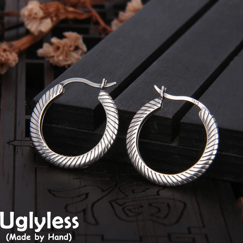 Uglyless Tire Printed Impressive Small Hoop Earrings Women Simple Fashion Girls Students Earrings 925 Sterling Silver Brincos 
Uglyless Tire Printed Impressive Small Hoop Earrings Women Simple Fashion Girls Students Earrings 925 Sterling Silver Brincos