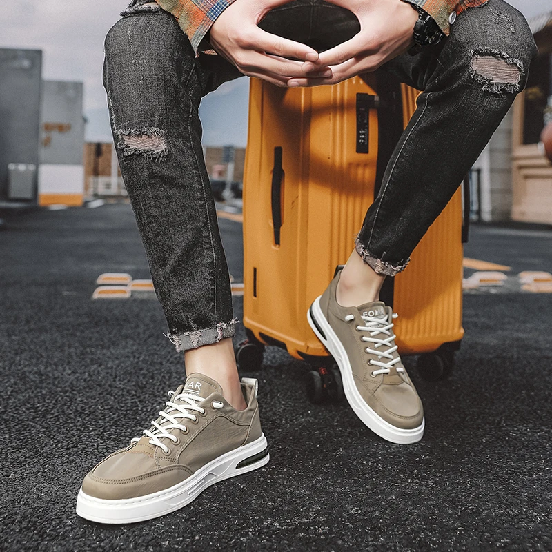 Men Umbrella Cloth Slip on Skate Board Shoes Casual Sneakers Korean Style Summer Students Shoes
Men Umbrella Cloth Slip on Skate Board Shoes Casual Sneakers Korean Style Summer Students Shoes