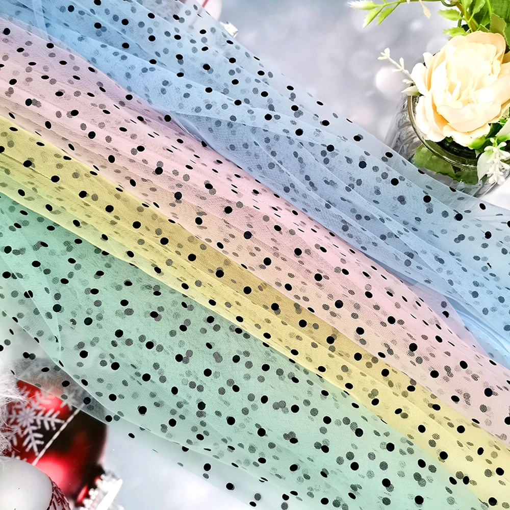 Тюлевая сетчатая ткань в горошек, 1 м 
Тюлевая сетчатая ткань в горошек, 1 м