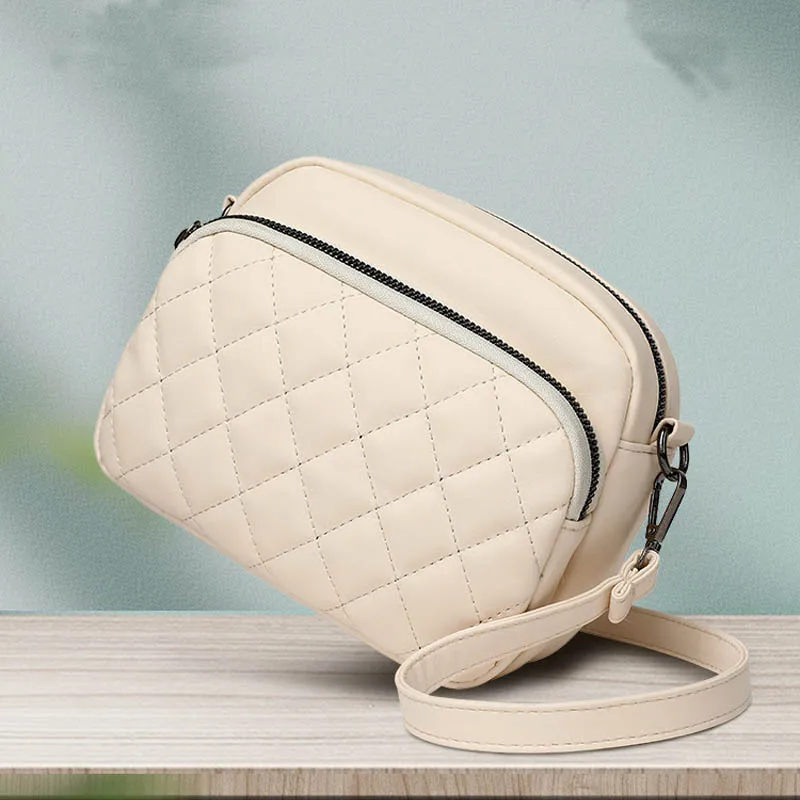 High Quality Women Shoulder Bags 2022 Fashion Luxury Crossbody Bag PU Leather Female Bag Phone Pouch Designer Small Handbag
High Quality Women Shoulder Bags 2022 Fashion Luxury Crossbody Bag PU Leather Female Bag Phone Pouch Designer Small Handbag