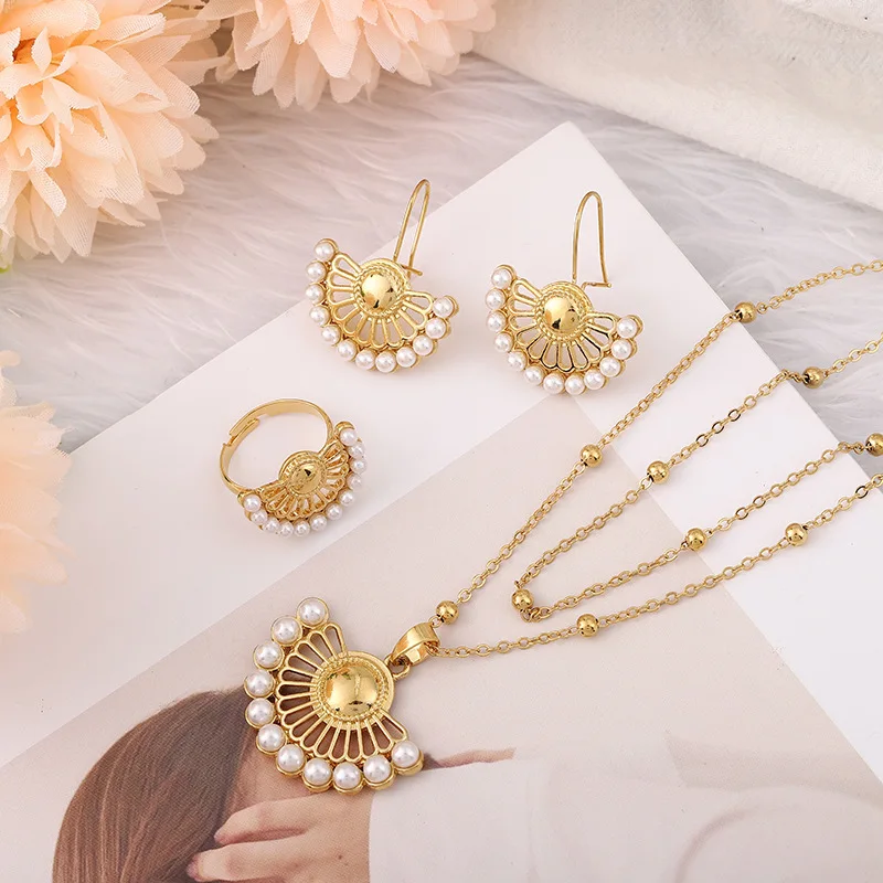 MANDI French Light Luxury Women's Pearl Inlaid Jewelry Set Gold-plated Non-fading Semi-circular Necklace Earrings Ring Sets
MANDI French Light Luxury Women's Pearl Inlaid Jewelry Set Gold-plated Non-fading Semi-circular Necklace Earrings Ring Sets