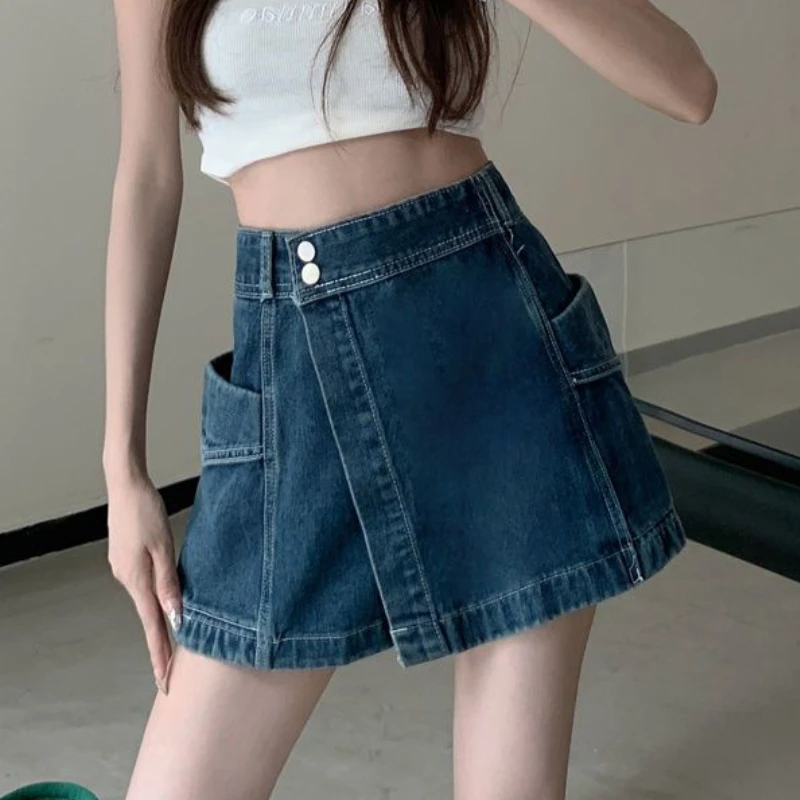 Women Waist Denim Female Style Asymmetrical Hotsweet All-match Distressed Shorts Vintage Simple Streetwear Summer High Korean
Women Waist Denim Female Style Asymmetrical Hotsweet All-match Distressed Shorts Vintage Simple Streetwear Summer High Korean