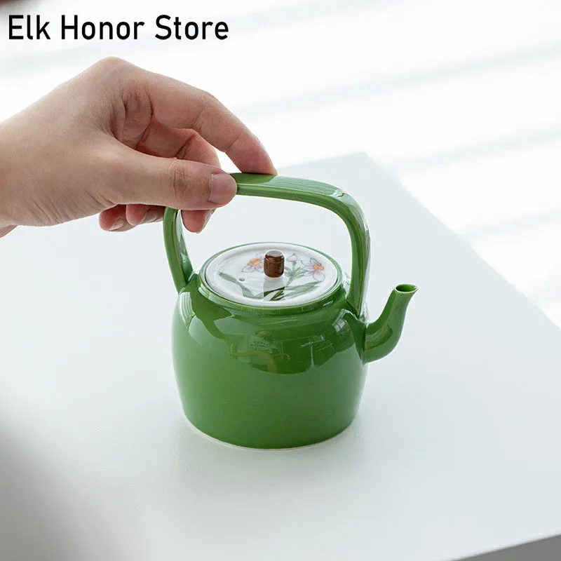 210ml Pure Hand-painted Narcissus Beam Pot Jade Green Glaze Ceramic Teapot Tea Maker Porcelain Kettle Household Kung Fu Tea Set
210ml Pure Hand-painted Narcissus Beam Pot Jade Green Glaze Ceramic Teapot Tea Maker Porcelain Kettle Household Kung Fu Tea Set