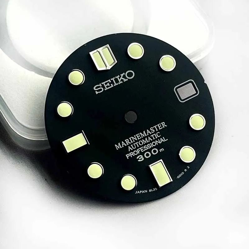 Циферблат подходит для часов Seiko NH35A, SBDX001, аксессуары, Модифицированная поверхность диска C3, зеленый светящийся маринемастер, циферблат 28,5 м...
Циферблат подходит для часов Seiko NH35A, SBDX001, аксессуары, Модифицированная поверхность диска C3, зеленый светящийся маринемастер, циферблат 28,5 м...