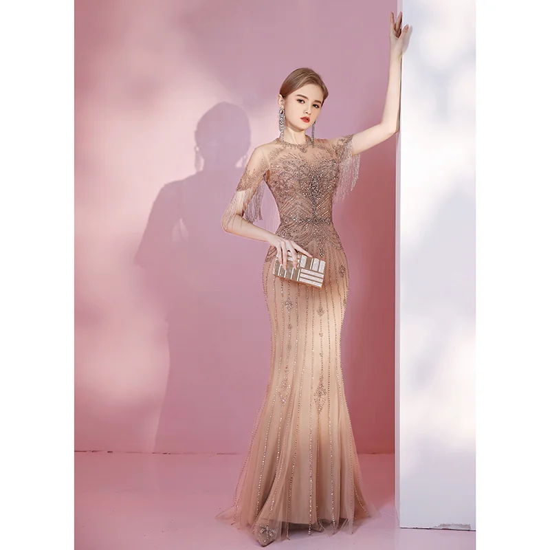 High end evening dress, feminine temperament, high-end new 2023, luxurious, high-end, atmospheric, light and luxurious design
High end evening dress, feminine temperament, high-end new 2023, luxurious, high-end, atmospheric, light and luxurious design
