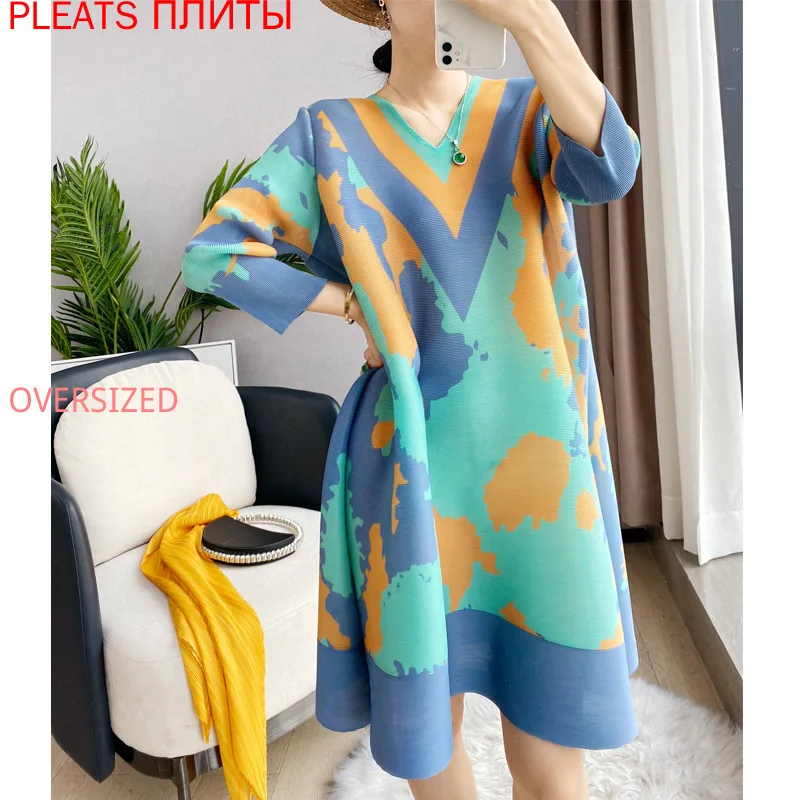 Miyake Pleated Retro Print Dress Spring and Autumn Loose V-neck larg Size Women's Clothing PLEATS Ropa Mujer Vestidos Robe Femme
Miyake Pleated Retro Print Dress Spring and Autumn Loose V-neck larg Size Women's Clothing PLEATS Ropa Mujer Vestidos Robe Femme