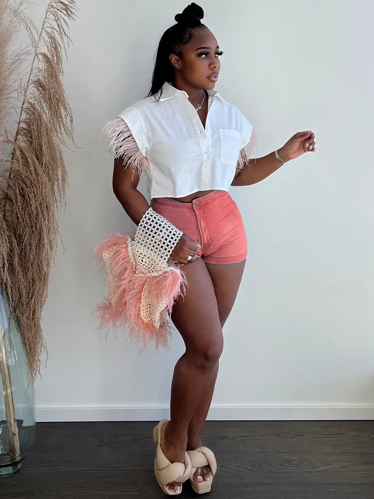 Stunning Women's Shirt Short Sets Fashion Feather Patchwork Turn Down Collar Shirts and High Waist Shorts Summer Matching Suits
Stunning Women's Shirt Short Sets Fashion Feather Patchwork Turn Down Collar Shirts and High Waist Shorts Summer Matching Suits