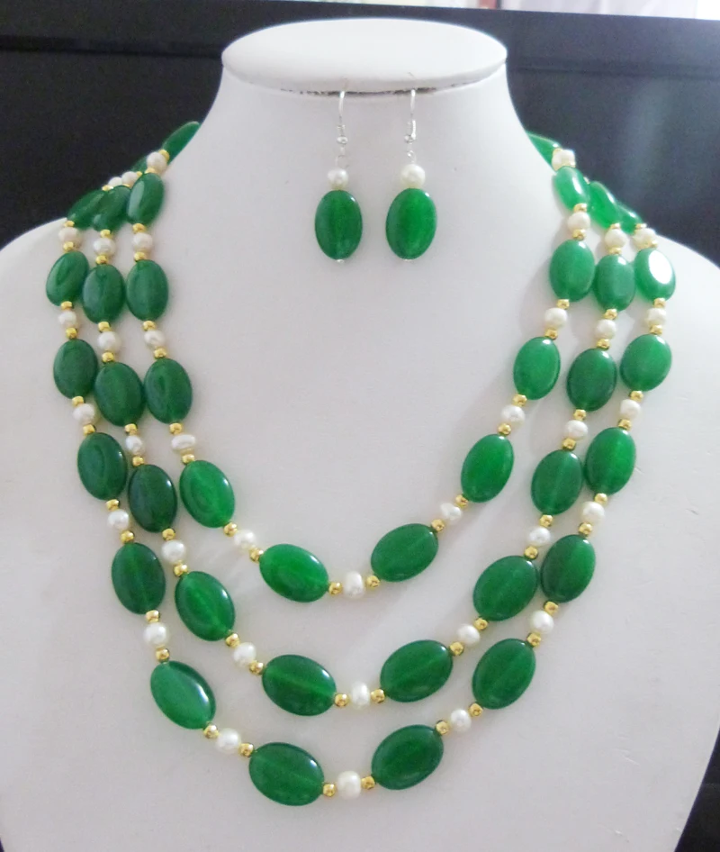 Amazing natural semi-precious stones necklace 3 strands necklace / earrings 19-23"
Amazing natural semi-precious stones necklace 3 strands necklace / earrings 19-23"