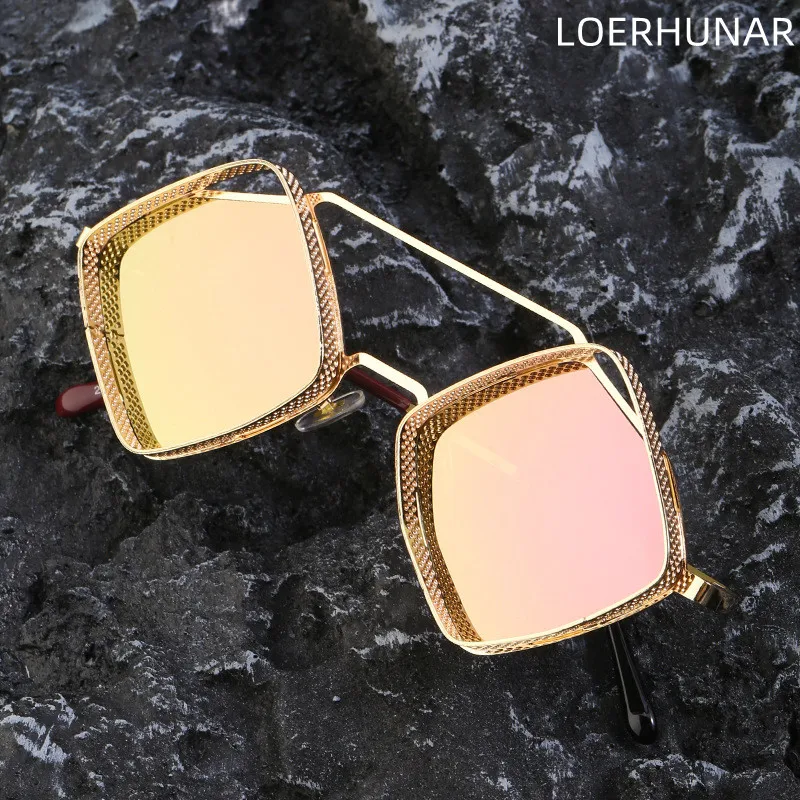Fashionable Metal Punk Style Glasses Men's And Women's Universal Sunglasses Anti Radiation Anti Ultraviolet Men's Sunglasses
Fashionable Metal Punk Style Glasses Men's And Women's Universal Sunglasses Anti Radiation Anti Ultraviolet Men's Sunglasses