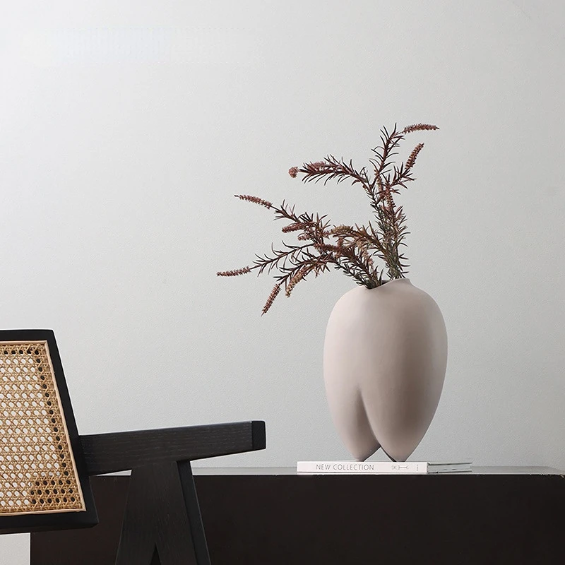 Plain Minimalist Big Belly Glazed Ceramic Vase Decoration Home Sample Room Decoration Flower Ware
Plain Minimalist Big Belly Glazed Ceramic Vase Decoration Home Sample Room Decoration Flower Ware
