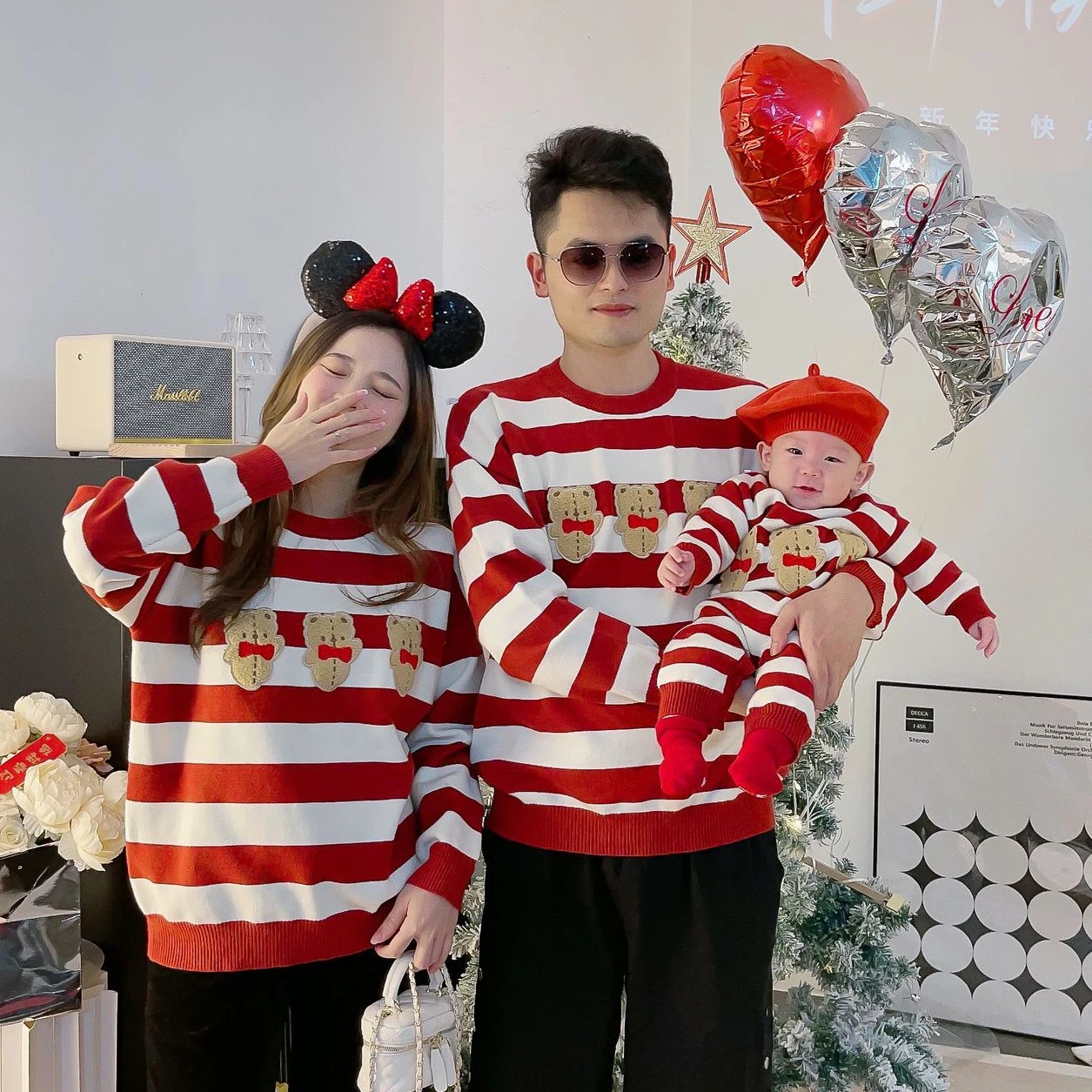 Dad Mom And Baby Matching Clothes Family Christmas Sweater Cute Bear Long Sleeve Autumn Winter Mother Daughter Son Knit Jumper 
Dad Mom And Baby Matching Clothes Family Christmas Sweater Cute Bear Long Sleeve Autumn Winter Mother Daughter Son Knit Jumper