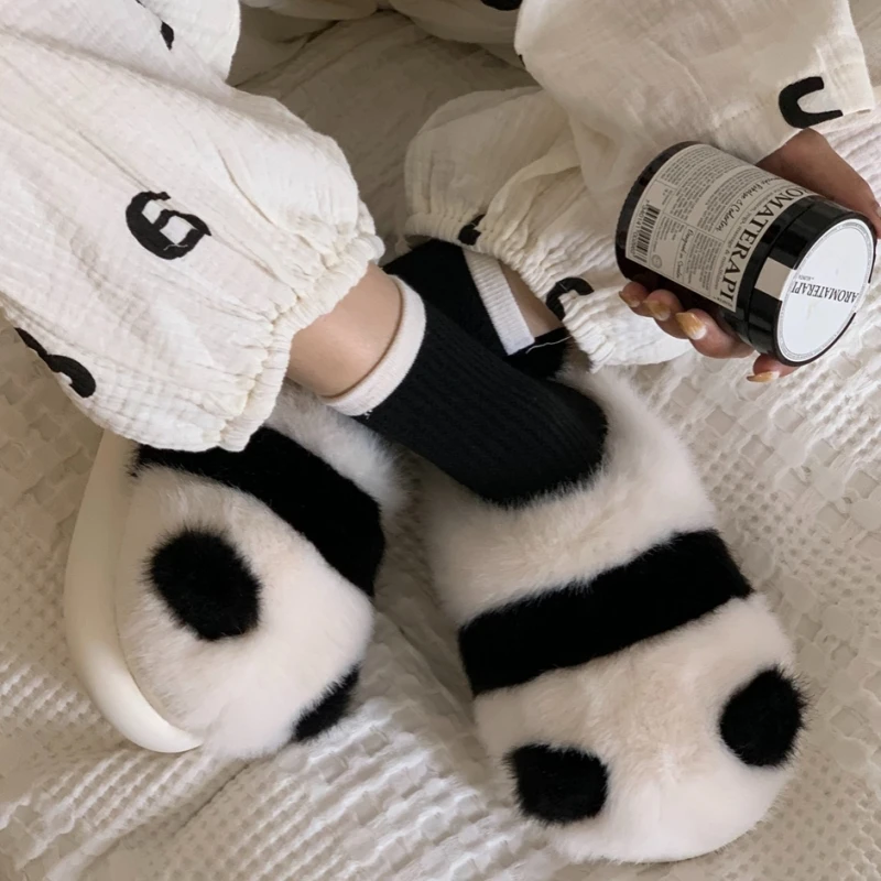Winter Indoor Panda Slippers Women Flat Furry Home Cartoon Women Cotton Shoes Female Cute Animal Warm Non-Slip Shoes Slides Gift
Winter Indoor Panda Slippers Women Flat Furry Home Cartoon Women Cotton Shoes Female Cute Animal Warm Non-Slip Shoes Slides Gift