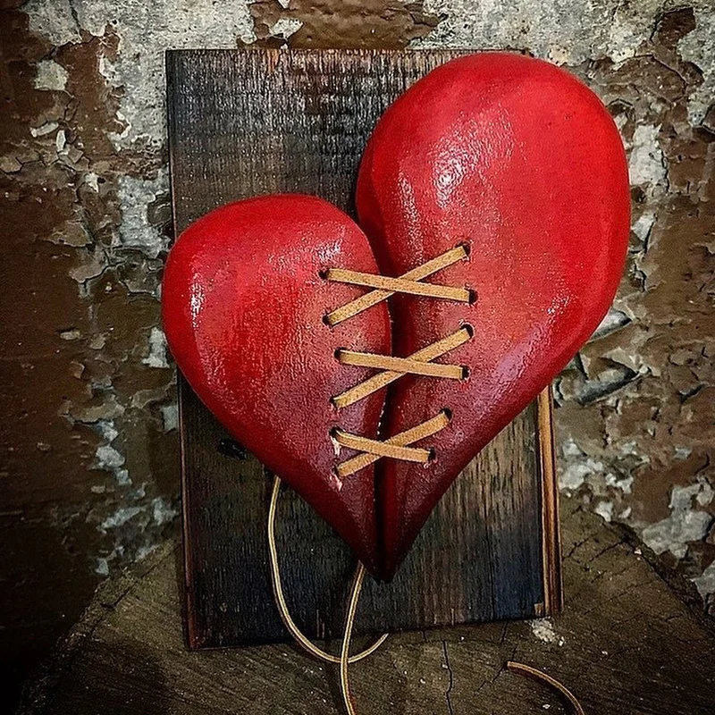 Hand Carved Heart-Shape Hanging Ornament Personalized Wooden Wall Art Decoration for Home Living Room Office 2021
Hand Carved Heart-Shape Hanging Ornament Personalized Wooden Wall Art Decoration for Home Living Room Office 2021
