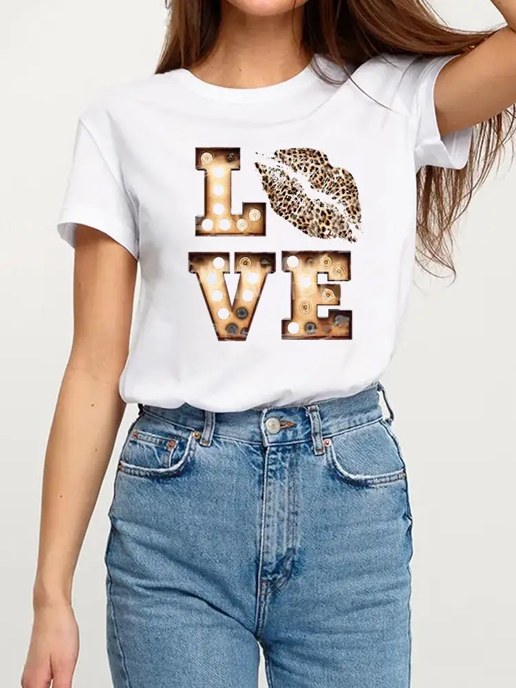 Short Sleeve Lip Letter 90s Trend Cute Graphic T-shirt Print T Shirt Fashion Women Summer Clothing Clothes Kawaii Basic Tee Top
Short Sleeve Lip Letter 90s Trend Cute Graphic T-shirt Print T Shirt Fashion Women Summer Clothing Clothes Kawaii Basic Tee Top