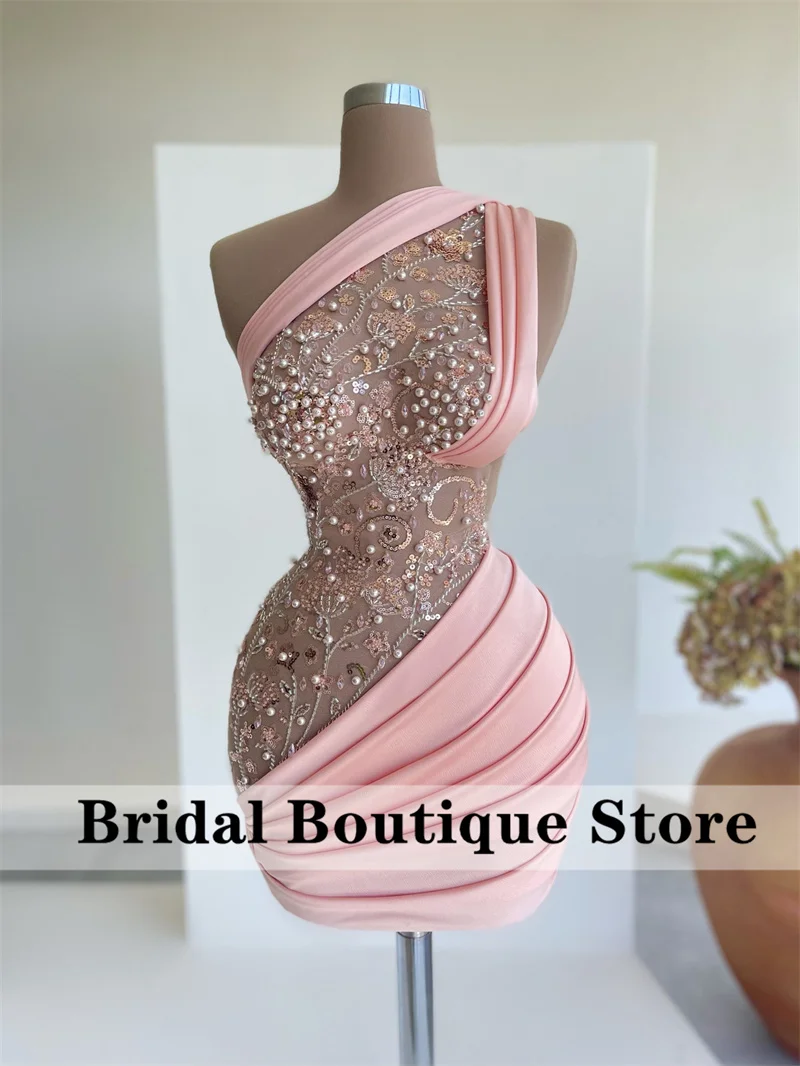 Sexy Pink Short Prom Dresses 2022 See-Thru Lace Beads Pearls Rhinestone Party Gowns Cocktail Celebrity Dress Robe De Bal
Sexy Pink Short Prom Dresses 2022 See-Thru Lace Beads Pearls Rhinestone Party Gowns Cocktail Celebrity Dress Robe De Bal