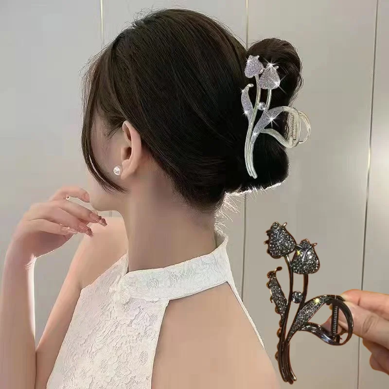 Новинка женские металлические заколки для волос Элегантные бриллиантовые цветы заколка для волос заколка для хвоста аксессуары для волос
Новинка женские металлические заколки для волос Элегантные бриллиантовые цветы заколка для волос заколка для хвоста аксессуары для волос