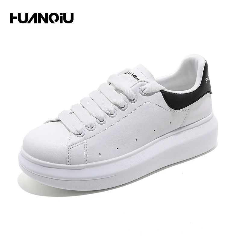 2022 new McQueen white shoes women's shoes all-match ins popular thick-soled sponge cake casual sneakers for adults
2022 new McQueen white shoes women's shoes all-match ins popular thick-soled sponge cake casual sneakers for adults