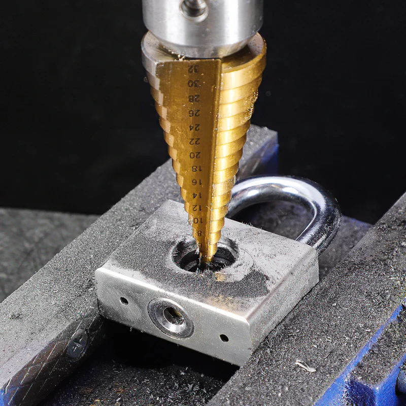 Step Drill Bit Titanium 4-12/4-20/4-32mm HSS Metal Hole Cutter Straight Groove Core Drill Bits Set for Wood Power Accessories
Step Drill Bit Titanium 4-12/4-20/4-32mm HSS Metal Hole Cutter Straight Groove Core Drill Bits Set for Wood Power Accessories