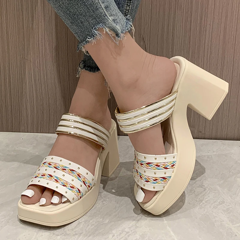 Сандалии женские на высоком массивном каблуке, босоножки на платформе с цветным плетением, без застежки, на толстом каблуке, лето 2023
Сандалии женские на высоком массивном каблуке, босоножки на платформе с цветным плетением, без застежки, на толстом каблуке, лето 2023