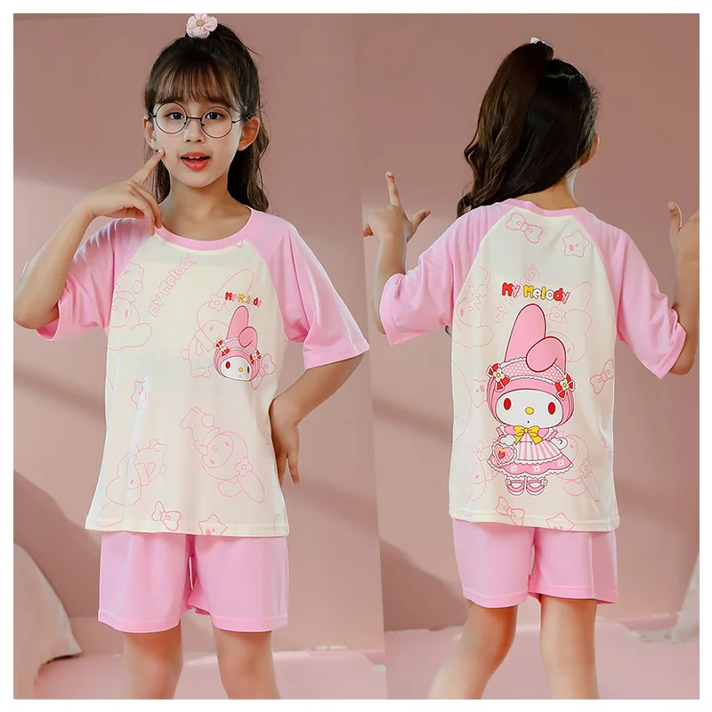 Sanrioed аниме My Melody Cinnamoroll Kuromi понравико Милая Детская летняя Домашняя одежда Kawaii шорты с коротким рукавом пижамный комплект
Sanrioed аниме My Melody Cinnamoroll Kuromi понравико Милая Детская летняя Домашняя одежда Kawaii шорты с коротким рукавом пижамный комплект