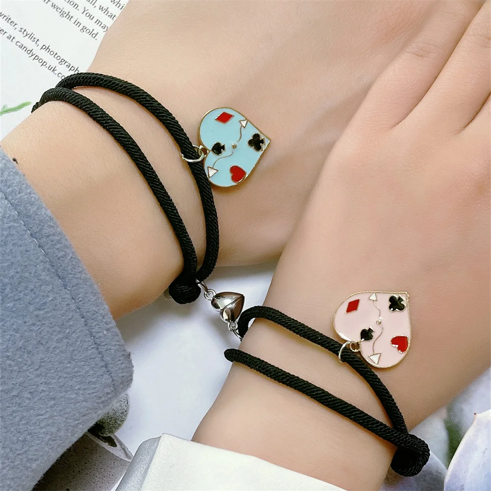 Classic Heart Love Enamel Pendant Woven Bracelet For Women Man Couple Creative Poker Weave Bracelet Party Wear Jewelry Gift
Classic Heart Love Enamel Pendant Woven Bracelet For Women Man Couple Creative Poker Weave Bracelet Party Wear Jewelry Gift