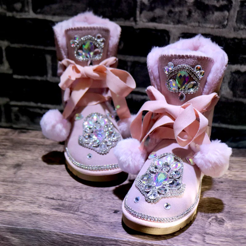 Handmade custom large size leather snow boots crystal rabbit fur ball lace fur women's cotton shoes snow boots 35-44
Handmade custom large size leather snow boots crystal rabbit fur ball lace fur women's cotton shoes snow boots 35-44