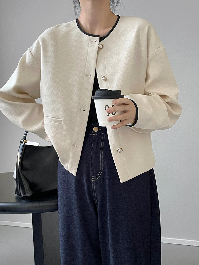 Spring Fall Fashion Loose Elegant Contrast Color Single-breasted Long Sleeve O-neck Casual Jackets Women Tops Lady Chic Jacket
Spring Fall Fashion Loose Elegant Contrast Color Single-breasted Long Sleeve O-neck Casual Jackets Women Tops Lady Chic Jacket