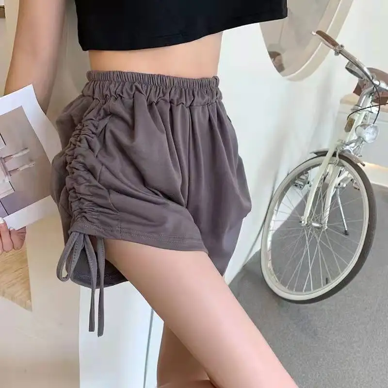 Women Summer Shorts Elastic Waist Shorts Pants Beach Casual Short Pants Lady Outer Wear Pants Loose Shorts
Women Summer Shorts Elastic Waist Shorts Pants Beach Casual Short Pants Lady Outer Wear Pants Loose Shorts