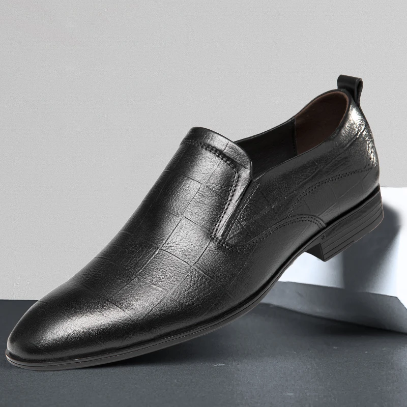 Genuine Leather Men Casual Shoes Luxury Brand 2022 Mens Loafers High Quality Moccasins Dress Slip on Black Shoes Plus Size 37-50
Genuine Leather Men Casual Shoes Luxury Brand 2022 Mens Loafers High Quality Moccasins Dress Slip on Black Shoes Plus Size 37-50