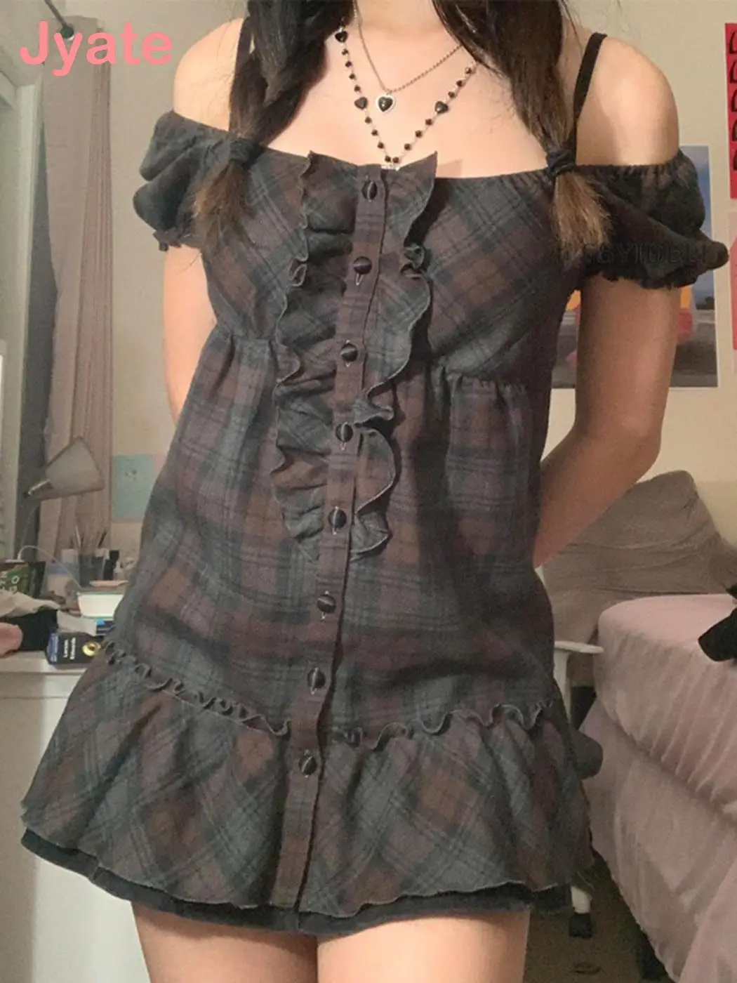 Jyate Vintage Plaid Dresses Women Y2k Streetwear Chic Ruffle Button Sexy Off Shoulder Slim Dress Female Harajuku Cute Vestidos
Jyate Vintage Plaid Dresses Women Y2k Streetwear Chic Ruffle Button Sexy Off Shoulder Slim Dress Female Harajuku Cute Vestidos