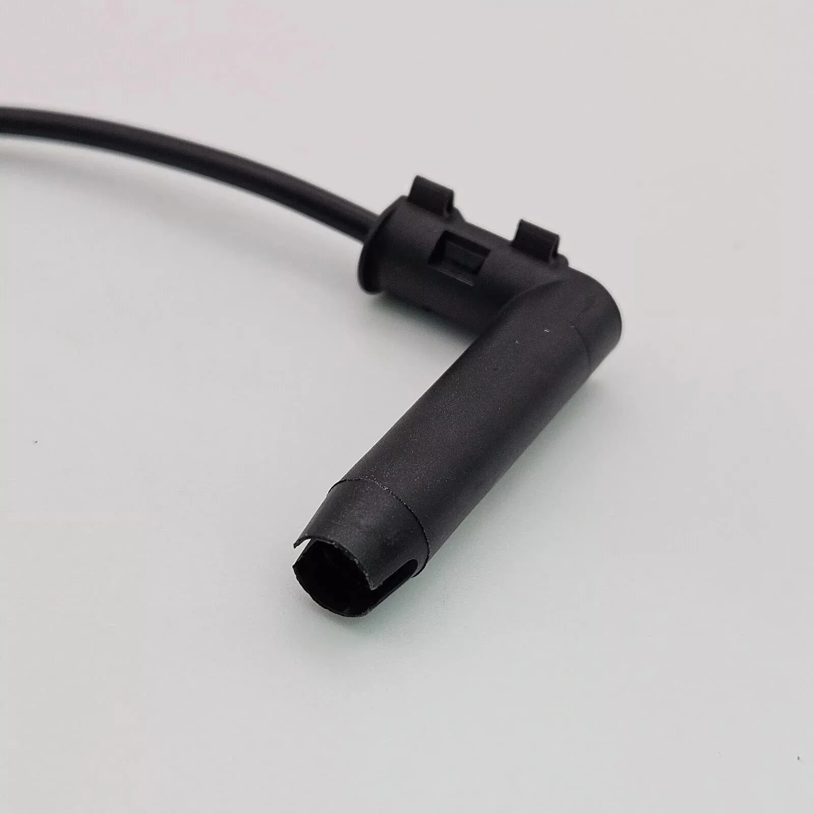 Автомобильные фары, сменные вилки с предварительной проводкой, 1-контактный разъем, предварительно смонтированная вилка накаливания для Renault Seat Skoda Volvo VW Audi Fiat BMW 55200755 
Автомобильные фары, сменные вилки с предварительной проводкой, 1-контактный разъем, предварительно смонтированная вилка накаливания для Renault Seat Skoda Volvo VW Audi Fiat BMW 55200755