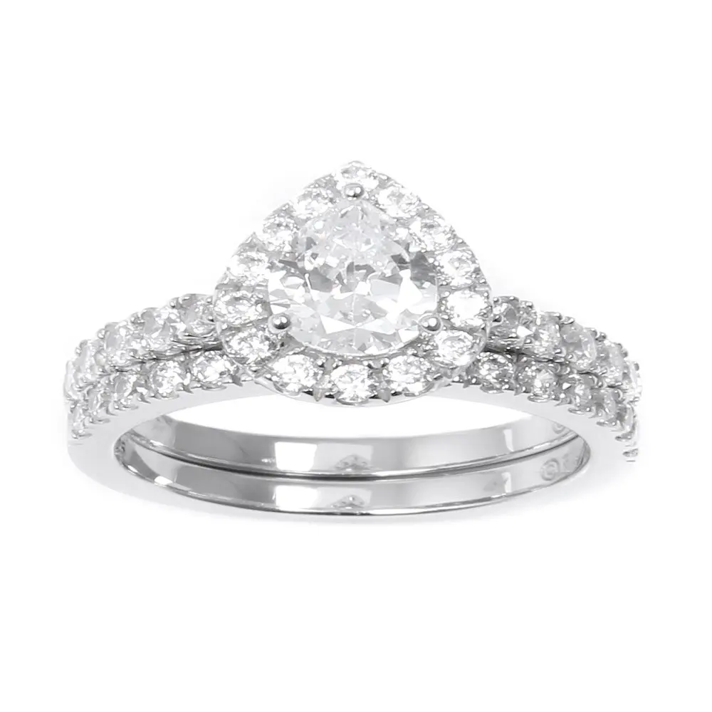 NEW Pear Cut Simulated Diamond Engagement Ring Set in Sterling Silver fast shipping
NEW Pear Cut Simulated Diamond Engagement Ring Set in Sterling Silver fast shipping