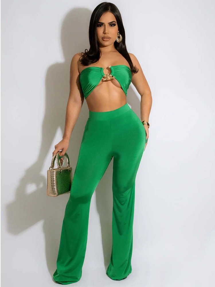 Women Fitness Two Piece Tracksuits Summer Rave Outfits Off The Shoulder Backless Crop Top and High Waist Bell Bottom Leggings 
Women Fitness Two Piece Tracksuits Summer Rave Outfits Off The Shoulder Backless Crop Top and High Waist Bell Bottom Leggings