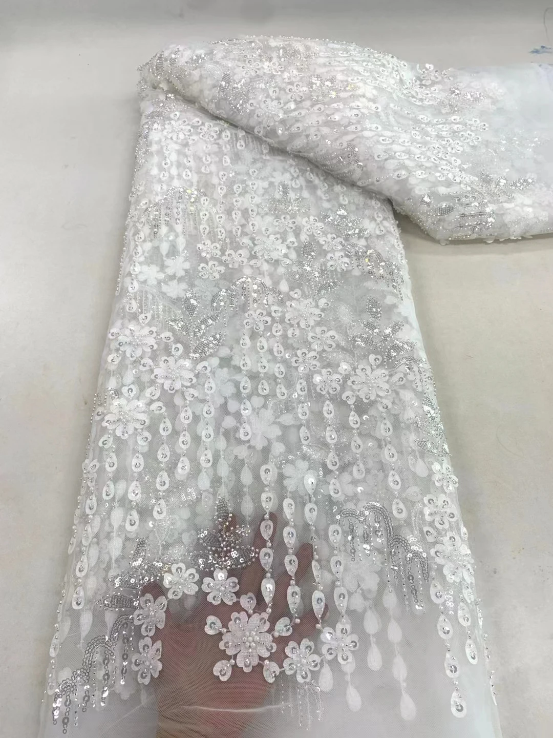 Luxury Sequence African Beads Lace Fabric 2023 Latest High Quality French Tulle Lace Embroidery With Sequins For Party DressZX65
Luxury Sequence African Beads Lace Fabric 2023 Latest High Quality French Tulle Lace Embroidery With Sequins For Party DressZX65
