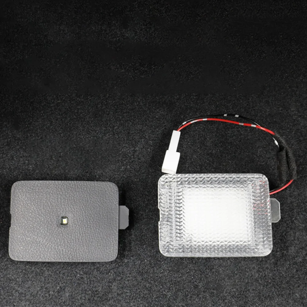 Car Trunk Top Light LED Highlight Tail Box Light Trunk Light Tailgate Light Tail Box Overhead Lamp For Lexus NX 2022
Car Trunk Top Light LED Highlight Tail Box Light Trunk Light Tailgate Light Tail Box Overhead Lamp For Lexus NX 2022