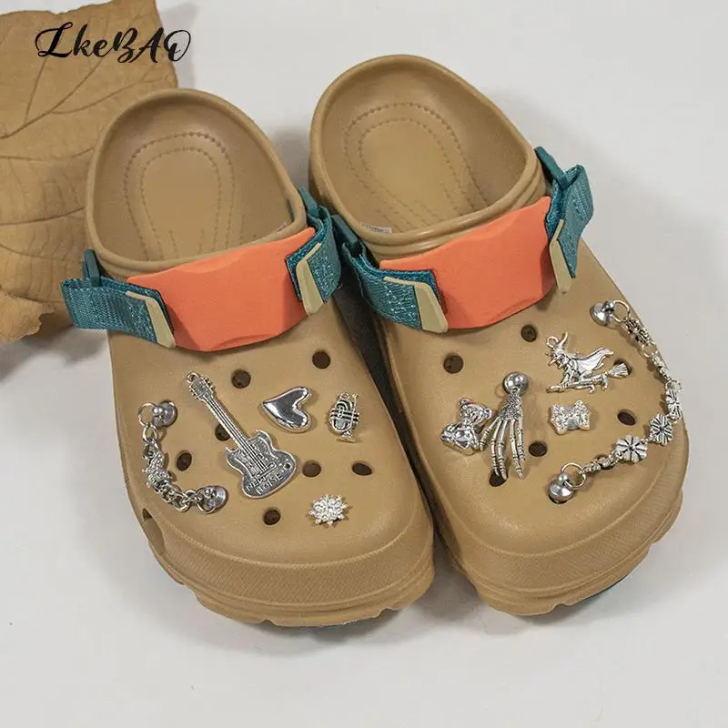 1PCS/1Set Shoe Charms Removable Punk Rivets Shoe Flower Shoe Decoration Accessories Children'sFestival Gifts
1PCS/1Set Shoe Charms Removable Punk Rivets Shoe Flower Shoe Decoration Accessories Children'sFestival Gifts