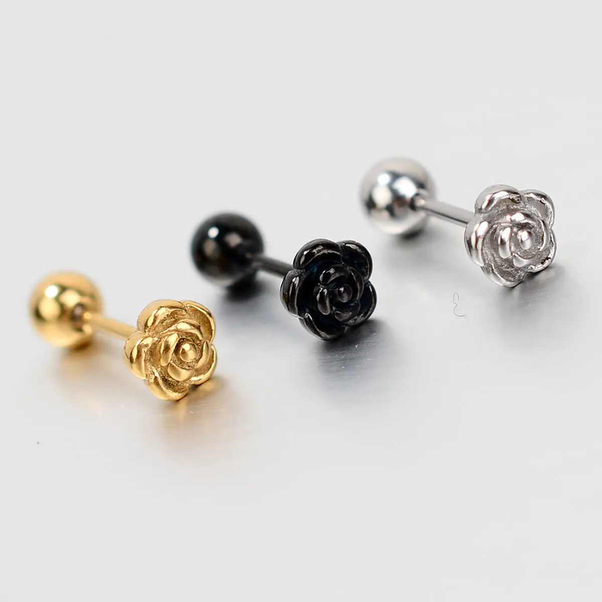 1PC Exquisite Fashion Gold/Silver Color Rose Blossom Flowers Stud Earring For Woman Girl Elegant Wedding Engagement Jewelry Gift
1PC Exquisite Fashion Gold/Silver Color Rose Blossom Flowers Stud Earring For Woman Girl Elegant Wedding Engagement Jewelry Gift