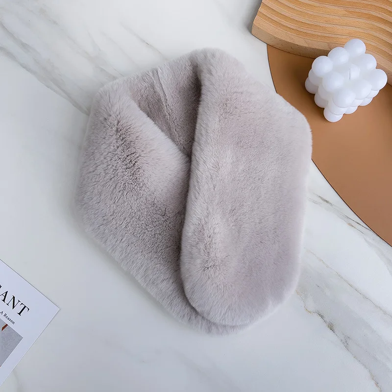 Pudi Women Rabbit Fur Scarf Winter Girl Female Brand New Scarves Shawl Ring SF243
Pudi Women Rabbit Fur Scarf Winter Girl Female Brand New Scarves Shawl Ring SF243