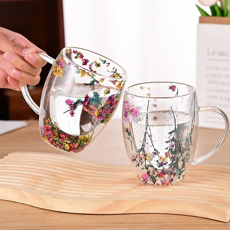 

Стеклянная Цветочная чашка с двойными стенками, сухие цветы, забавные эстетические чашки, чашка для чая, пива, кофе, кружка с ручками, рождественский подарок
