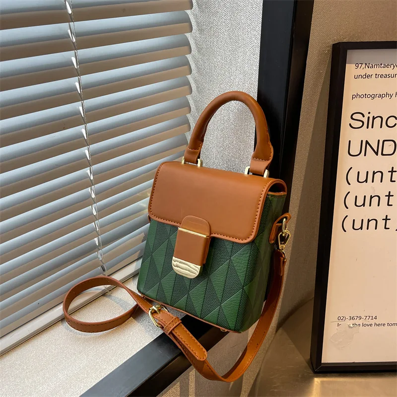 2022 Women Mini bags Top Quality Leather Handbags Ladies Vintage Plaid Shoulder Bag Fashion Small Crossbody Bags Shopper Purses
2022 Women Mini bags Top Quality Leather Handbags Ladies Vintage Plaid Shoulder Bag Fashion Small Crossbody Bags Shopper Purses