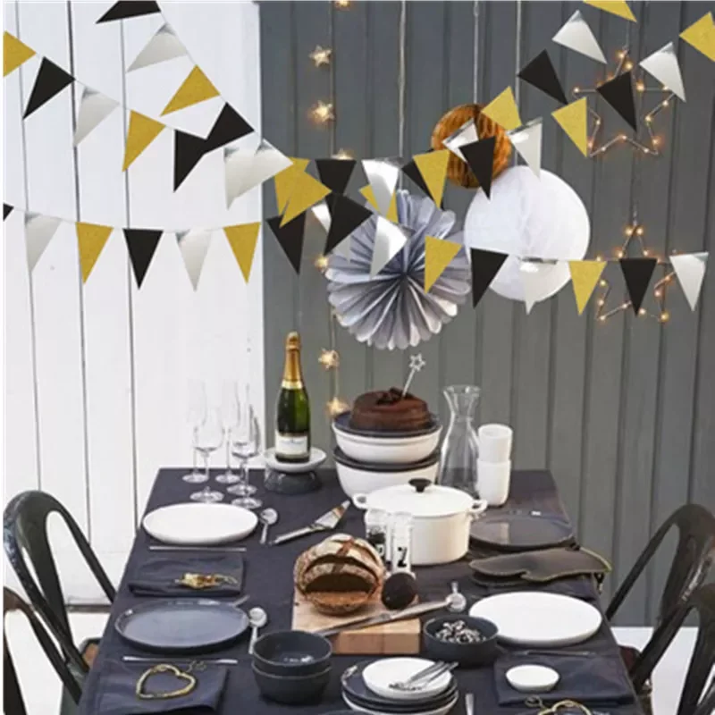 Graduation season glitter gold black silver pentagram pendulum round paper flag graduation party decoration supplies
Graduation season glitter gold black silver pentagram pendulum round paper flag graduation party decoration supplies