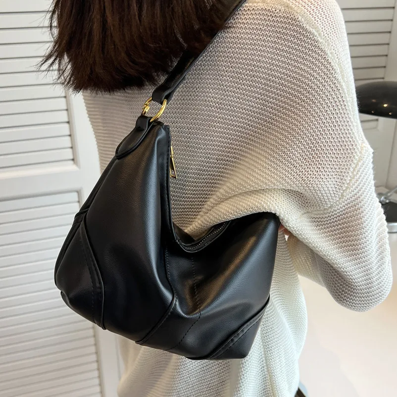 High-Grade Underarm Bag Female 2022 New Women's Chic Bag Western Style Textured One-Shoulder Bag Summer Versatile Messenger Bag
High-Grade Underarm Bag Female 2022 New Women's Chic Bag Western Style Textured One-Shoulder Bag Summer Versatile Messenger Bag