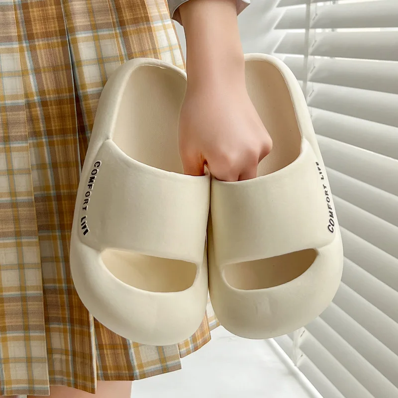 New Thick Platform Anti-collision Slippers Women Men Non-slip EVA Soft Sandals Indoor Outdoor Leisure Shoes Women Summer Slides
New Thick Platform Anti-collision Slippers Women Men Non-slip EVA Soft Sandals Indoor Outdoor Leisure Shoes Women Summer Slides