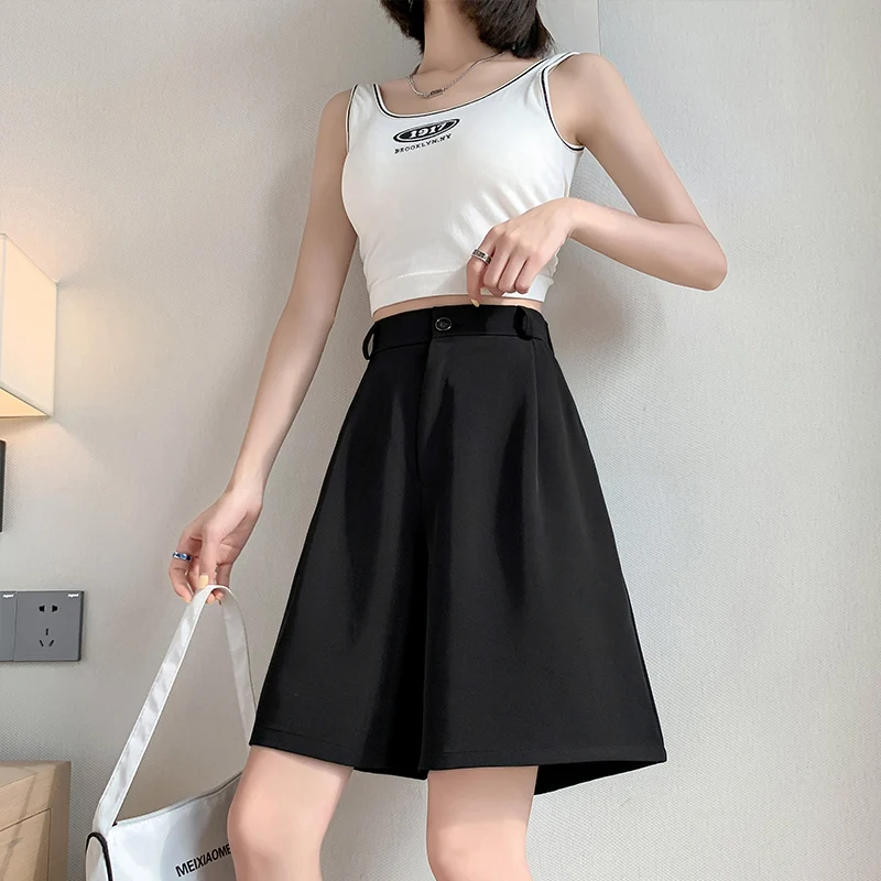 Summer Women's Shorts 2022 Casual Loose Wide Leg Knee-length Shorts Women Korean Fashion Pockets Office Short Pants
Summer Women's Shorts 2022 Casual Loose Wide Leg Knee-length Shorts Women Korean Fashion Pockets Office Short Pants