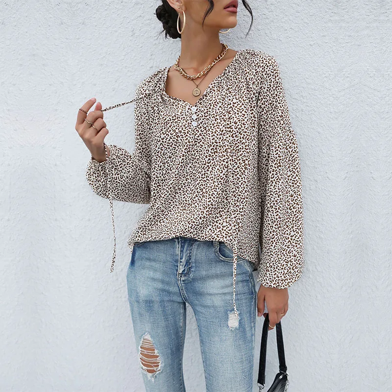 2022 Women Tops Blouses Printing Spring Long Sleeved V-neck Bandage Shirt Pullover Leopard Women's Wear
2022 Women Tops Blouses Printing Spring Long Sleeved V-neck Bandage Shirt Pullover Leopard Women's Wear