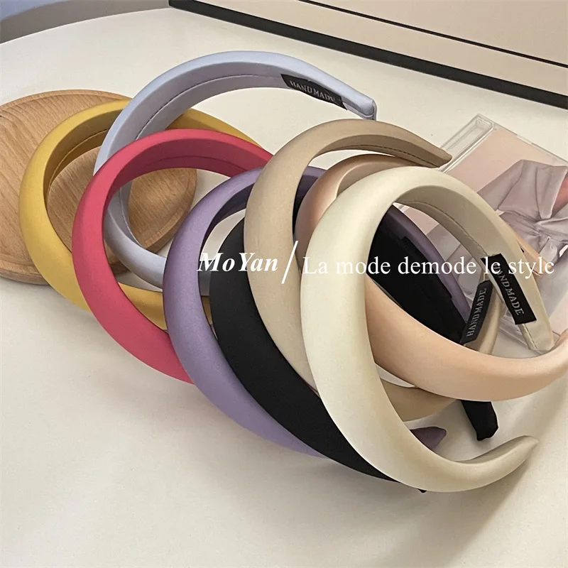 French Retro Temperament Senior Sense Satin Sponge Hair Hoop Female Going Out Headband Pressure Hair Clip Simple Everything Matc
French Retro Temperament Senior Sense Satin Sponge Hair Hoop Female Going Out Headband Pressure Hair Clip Simple Everything Matc