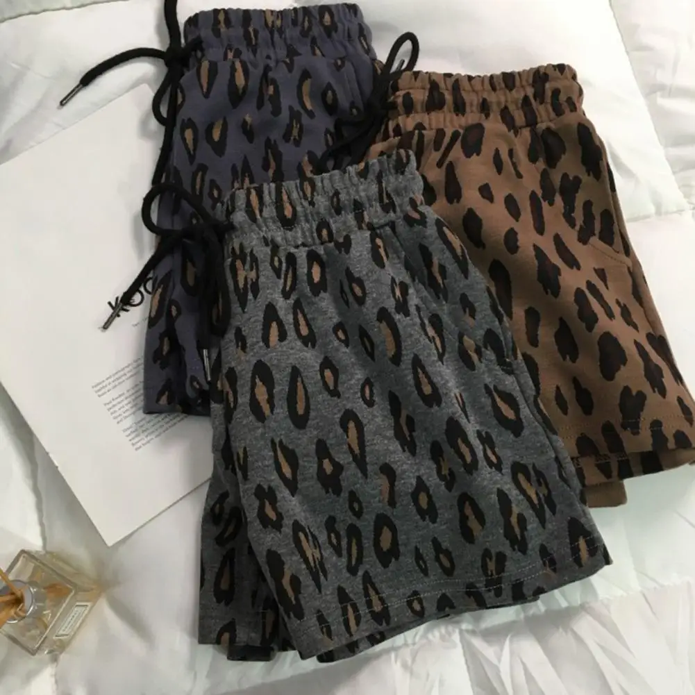 Soft Sport Shorts Oversized Short Pants Comfortable Sweat-absorbent Lady Wide Leg Short Pants
Soft Sport Shorts Oversized Short Pants Comfortable Sweat-absorbent Lady Wide Leg Short Pants